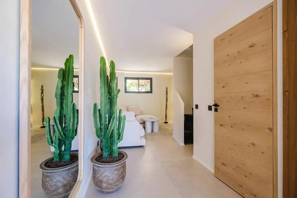 Triplex Vue Mer 100M Plage Golfe De St Tropez Sainte-Maxime 0*,  Francie